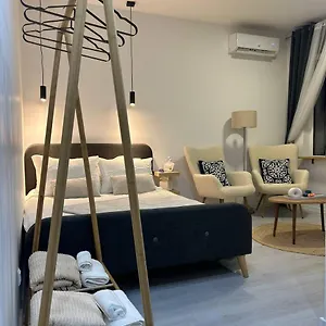 Апартаменты Pirotska Modern, София